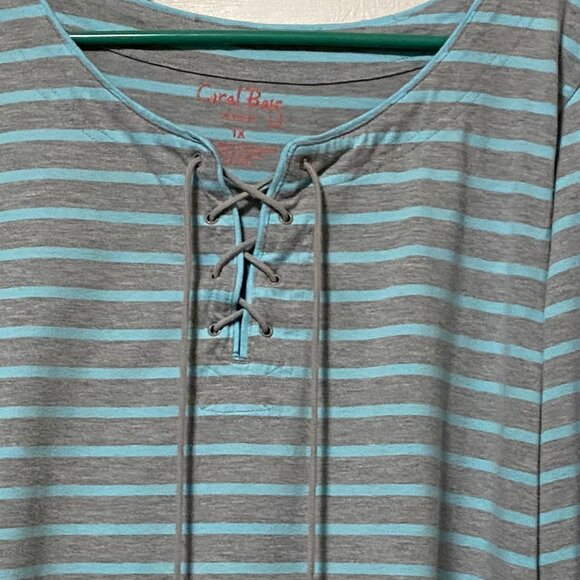 Coral Bay, long sleeve, gray & mint green striped tunic w/front tie, size 1X - Picture 4 of 10